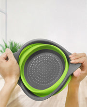 Load image into Gallery viewer, The silicone vegetable and fruit washing basket is fordable
